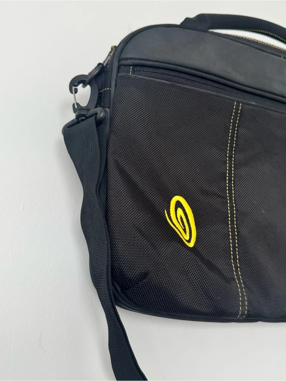 Timbuk2 Commuter Messenger Bag Black Cordura Ballistic Nylon Laptop Briefcase